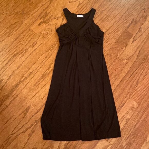Calvin Klein black dress, not sure of size I believe it’s small see measurements - Picture 1 of 8